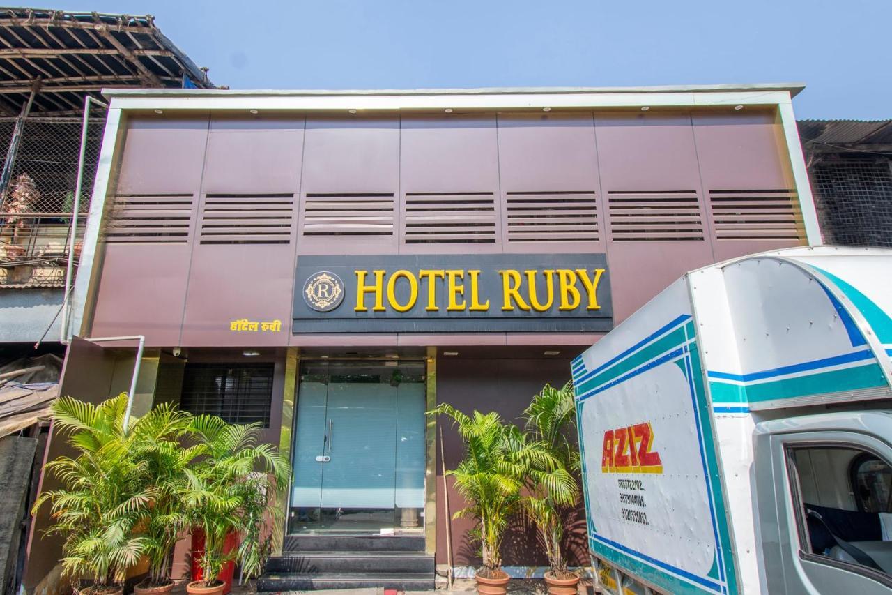 OYO 69377 Hotel Ruby Mumbai  Buitenkant foto